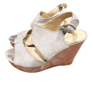 Lucky Brand Latella Taupe‎ Tan Platform Wedge Sandals Size 8.5